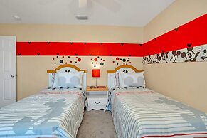 Spacious Pool Area and Game Room, Quiet Location Close to Disney #6lb7