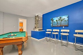 Spacious Pool Area and Game Room, Quiet Location Close to Disney #6lb7