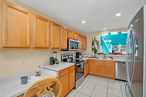 Spacious Pool Area and Game Room, Quiet Location Close to Disney #6lb7