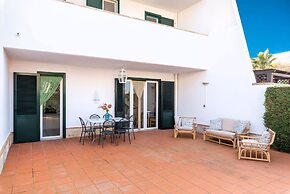 White Sea Villas by Wonderful Italy