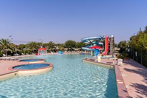 Club Del Sole La Risacca Family Collection