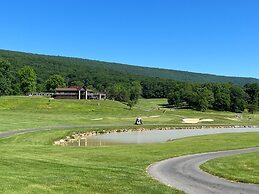 Cacapon Connected - Workplace Retreat