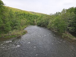 River Walk Cottage - Romantic Escape