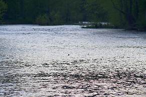 River Walk Cottage - Romantic Escape