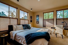 Old Town Loft Oasis with Amazing Rooftop Deck!