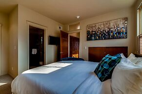 Old Town Loft Oasis with Amazing Rooftop Deck!