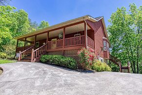 Bluebird's Song by HoneyBearCabins