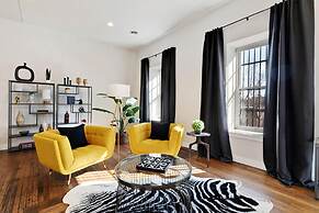 THE PENTHOUSE loft in the heart of Old Town!