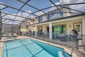 Luxurious Villa With Modern Decor and Huge Pool in Upscale Resort! #6s