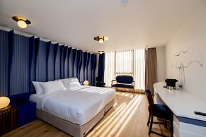 Limehouse Library Hotel