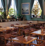 Limehouse Library Hotel