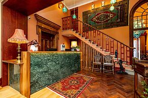 Limehouse Library Hotel