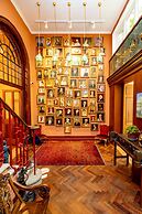 Limehouse Library Hotel