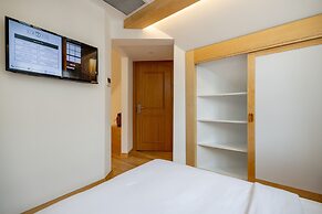 Limehouse Library Hotel