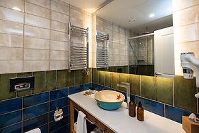 Limehouse Library Hotel