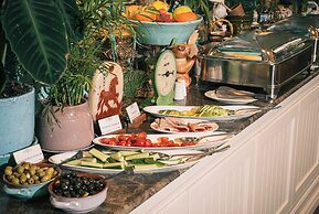 Limehouse Library Hotel