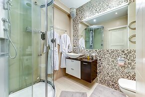 Stylish apartment with panoramic view