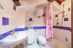 Hawthorn Apt With Shared Pool Family Fun