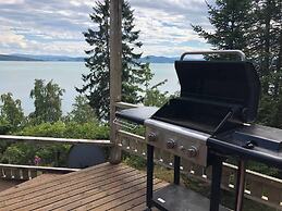 Beautiful 3 Bed Cottage in Ytteroy, With Seaview