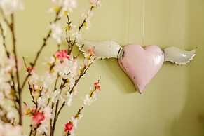 5-bed House With Distant sea Views in Plymouth