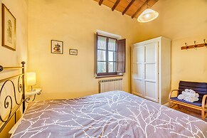 Rosehip apt with shared pool