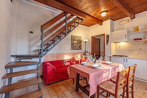 Rosehip apt with shared pool