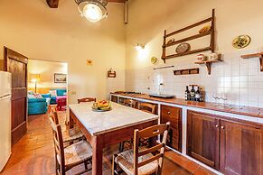 Rosehip apt with shared pool