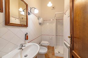 Rosehip apt with shared pool
