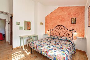 Rosehip apt with shared pool