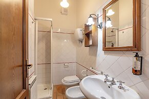 Rosehip apt with shared pool