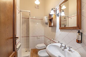 Rosehip apt with shared pool