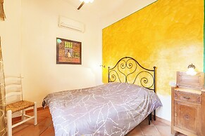 Rosehip apt with shared pool