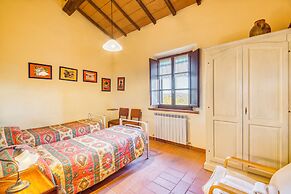 Rosehip apt with shared pool