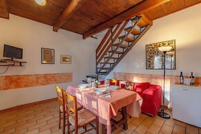 Rosehip apt with shared pool