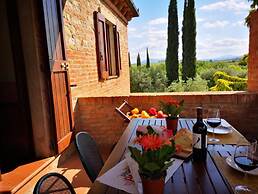 Rosehip apt with shared pool