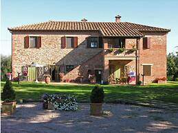Rosehip apt with shared pool