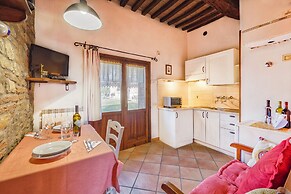 Willow apt with shared pool