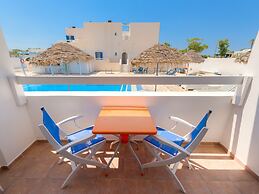 Andreas Studio Perissa in Santorini