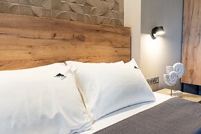 Olympus Pantheon Luxury Rooms