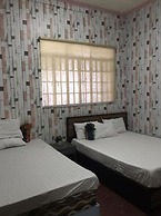 OYO 742 Blythe 888 De Jardin Transient House