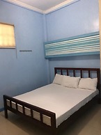 OYO 742 Blythe 888 De Jardin Transient House