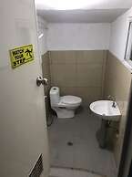 OYO 742 Blythe 888 De Jardin Transient House