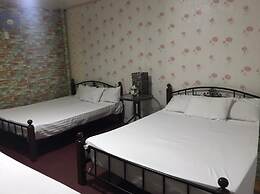 OYO 742 Blythe 888 De Jardin Transient House