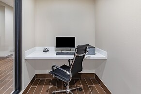 Hawthorn Extended Stay by Wyndham Oklahoma City Airport