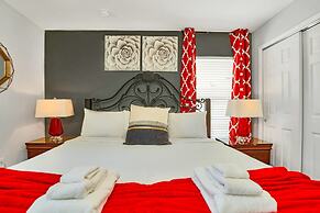 Vibrant Home With Spacious Pool Home and Free Waterpark! #5wh723