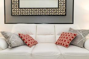 Vibrant Home With Spacious Pool Home and Free Waterpark! #5wh723