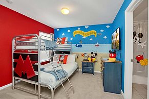 Vibrant Home With Spacious Pool Home and Free Waterpark! #5wh723