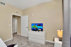 Posh and Spacious 3BD Condo With Patio, Pond View and Close to Disney!