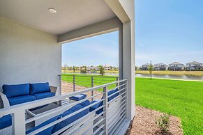 Posh and Spacious 3BD Condo With Patio, Pond View and Close to Disney!