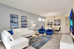 Posh and Spacious 3BD Condo With Patio, Pond View and Close to Disney!